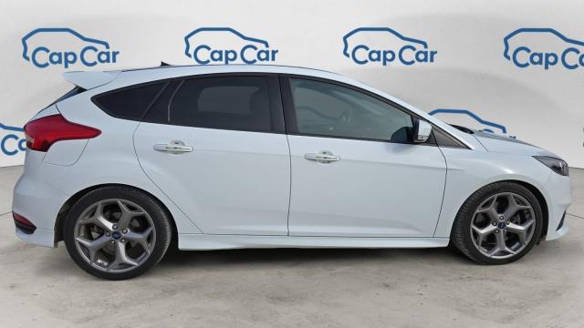 Ford Focus image 6