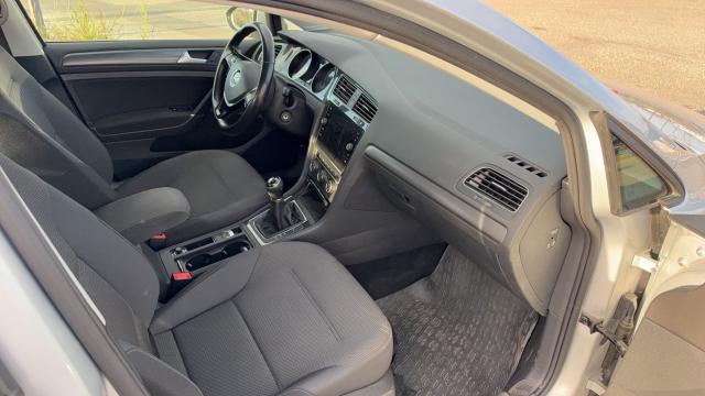 Volkswagen Golf image 1