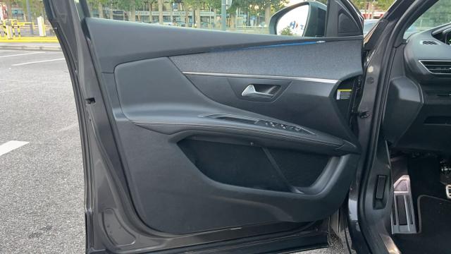 Peugeot 3008 image 7
