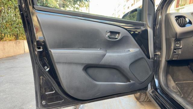 Peugeot 108 image 2