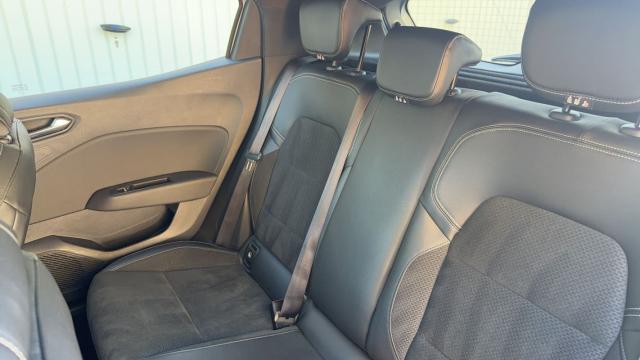 Renault Clio image 8