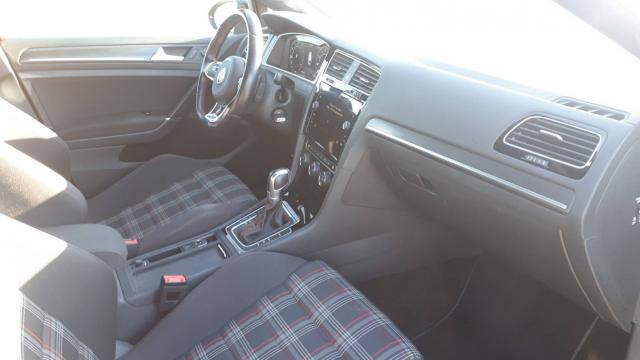 Volkswagen Golf image 7
