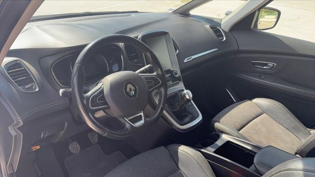 Renault Scénic image 3