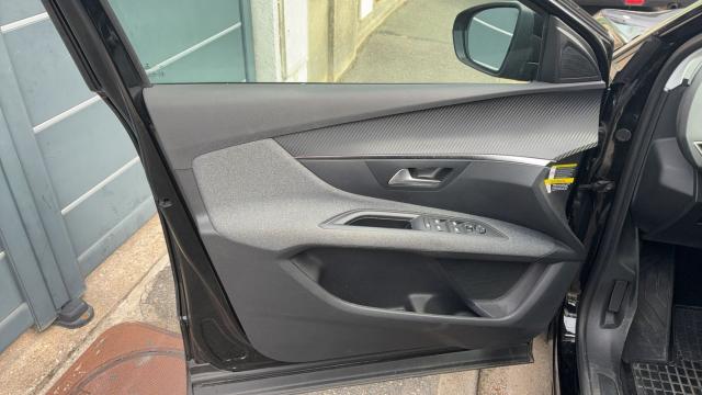 Peugeot 3008 image 9