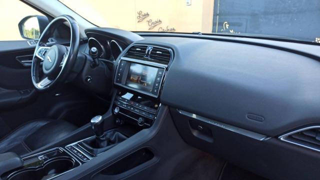 Jaguar F-Pace image 8