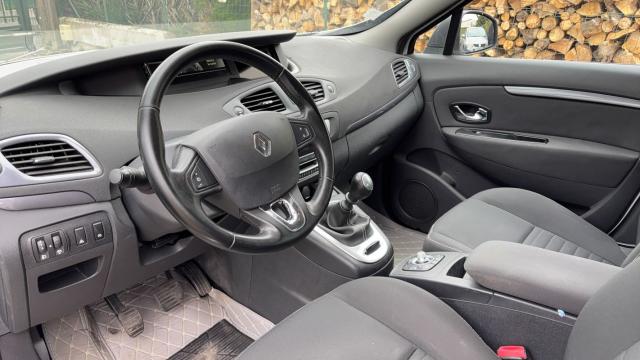 Renault Scénic image 9