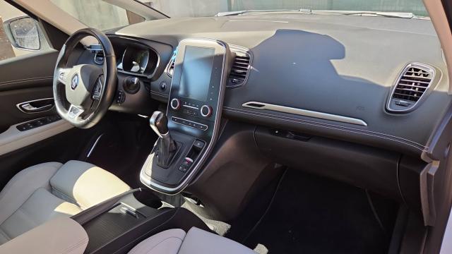 Renault Scénic image 1