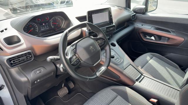 Peugeot Rifter image 8