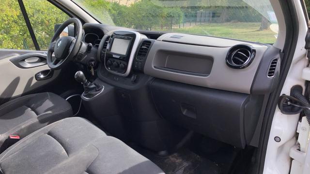 Renault Trafic image 6