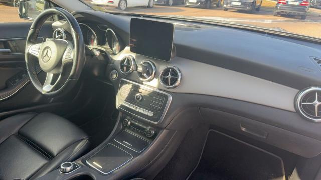 Mercedes Benz Classe Gla image 2
