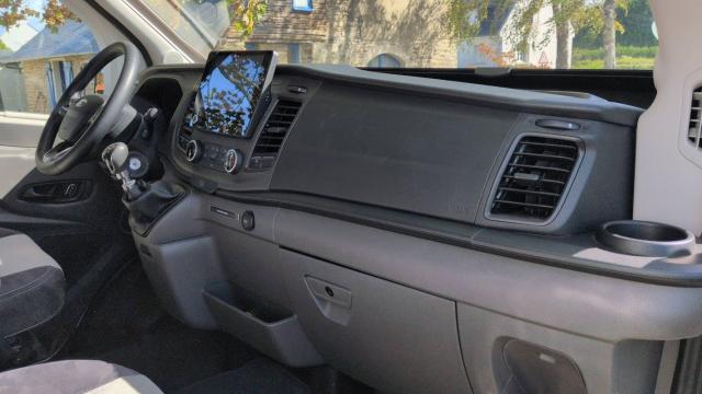 Ford Transit image 1