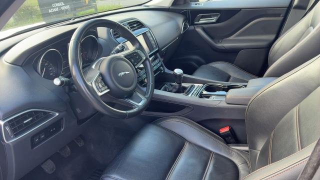 Jaguar F-Pace image 5