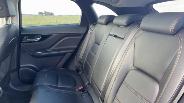 Jaguar F-Pace image 4
