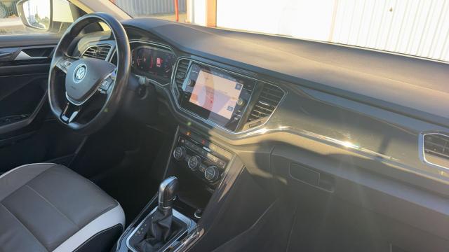 Volkswagen T-Roc image 8