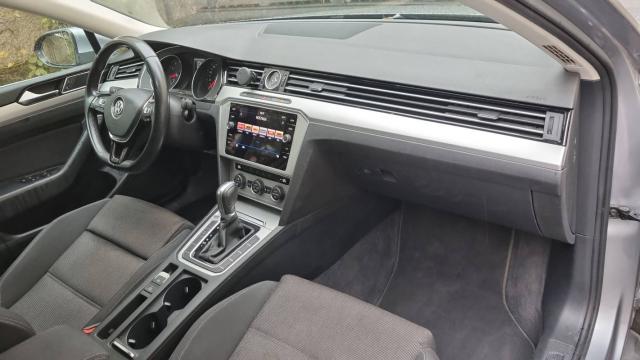 Volkswagen Passat Sw image 7