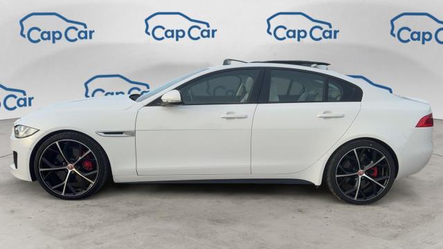 Jaguar Xe image 1