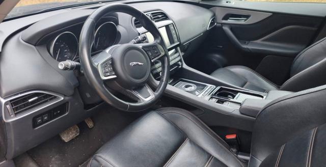Jaguar F-Pace image 2