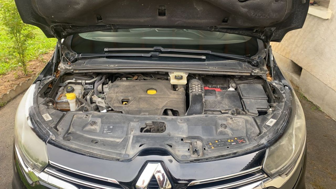 Renault Espace à Brive La Gaillarde – photo 1