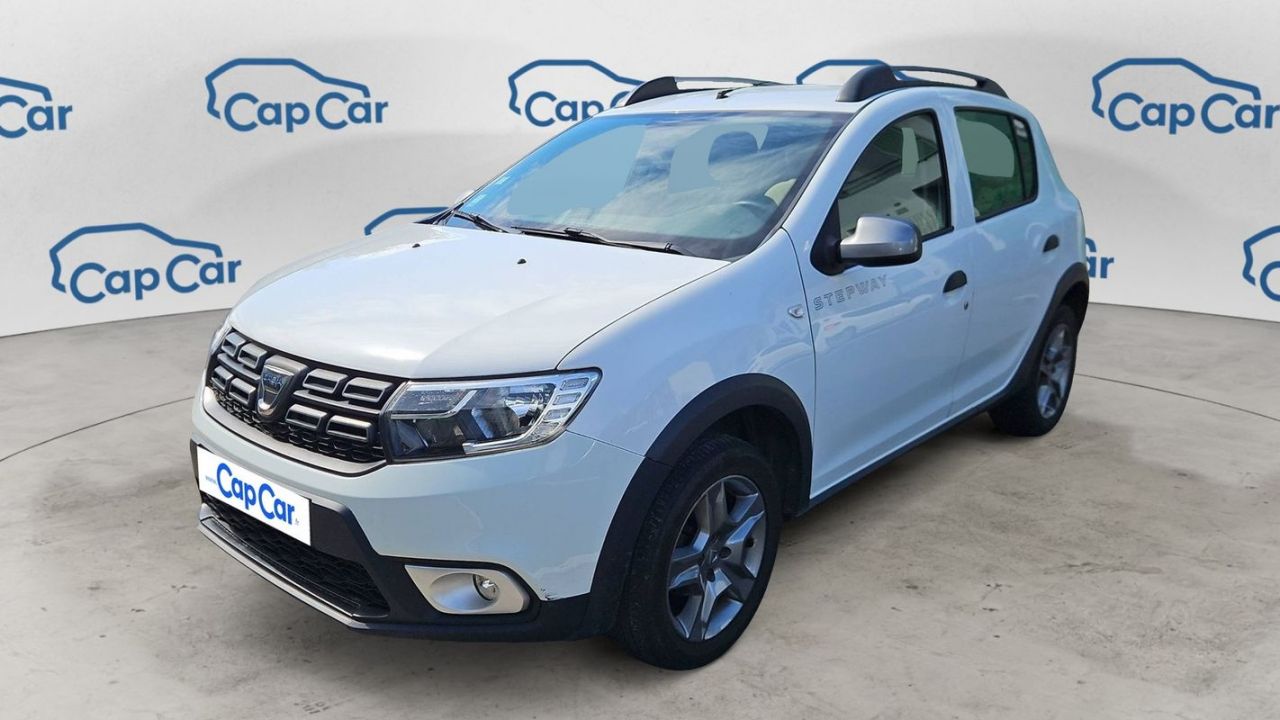 Dacia Sandero à Saint Denis – photo 1