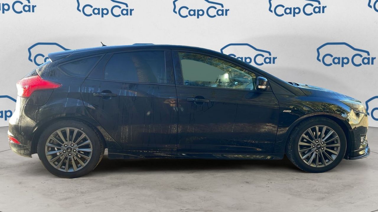 Ford Focus à Saint Savin – photo 1