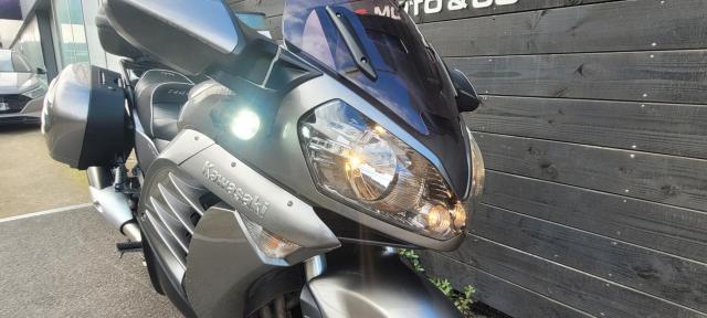 Kawasaki Gtr 1400 Abs image 8