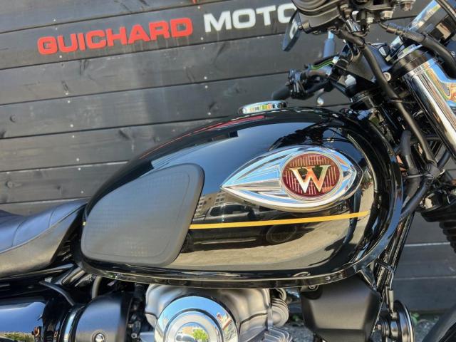 W 800 image 5