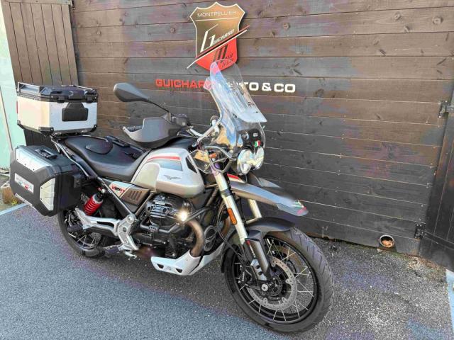 Moto Guzzi V85tt Travel image 1