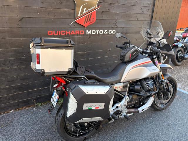 Moto Guzzi V85tt Travel image 8