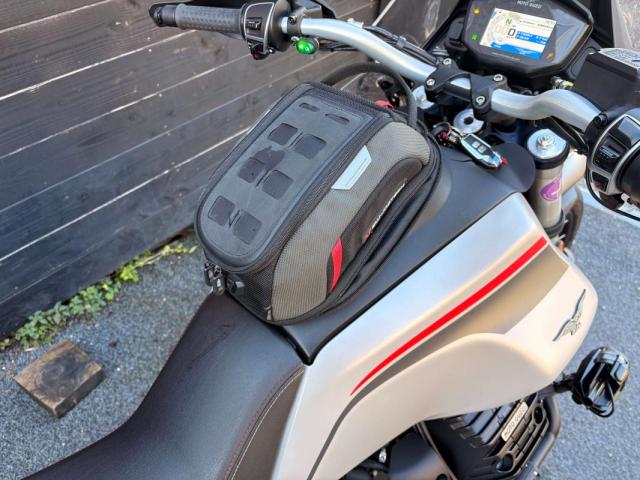 Moto Guzzi V85tt Travel image 5