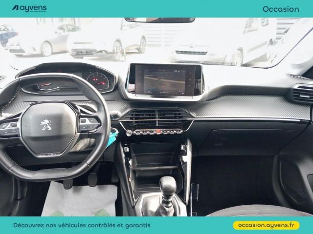 Peugeot 208 image 8