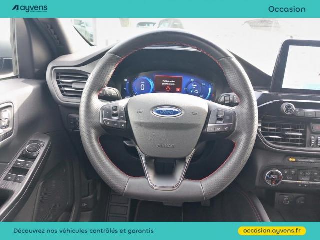 Ford Kuga image 6