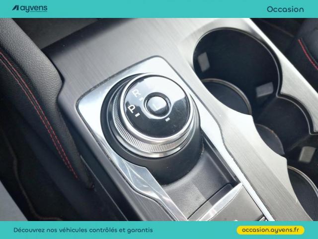 Ford Kuga image 3