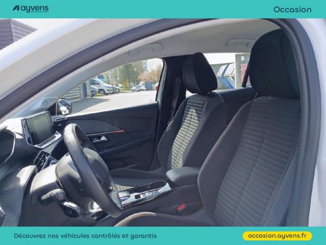 Peugeot 208 image 8