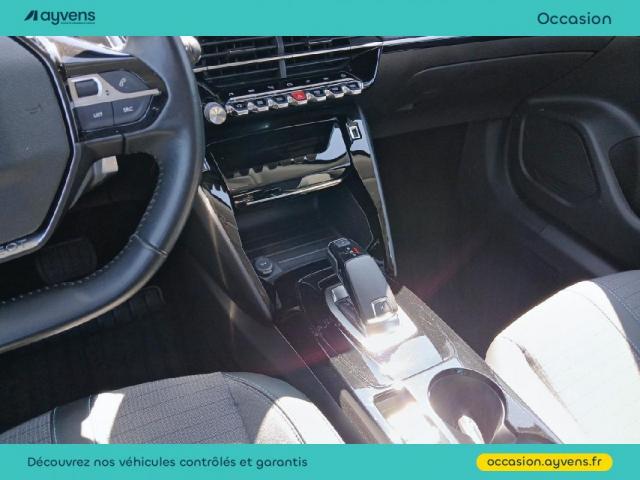 Peugeot 2008 image 8