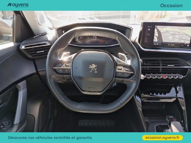 Peugeot 2008 image 8