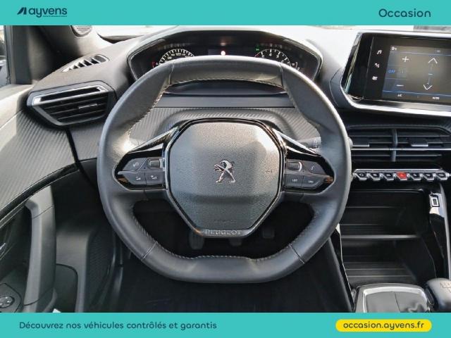 Peugeot 2008 image 2