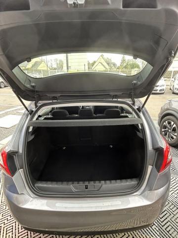 Peugeot 308 image 9