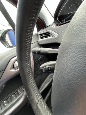 Peugeot 2008 image 6