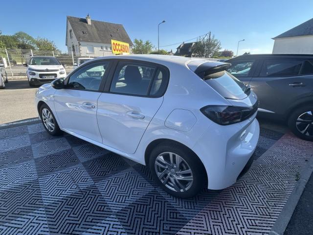 Peugeot 208 image 6