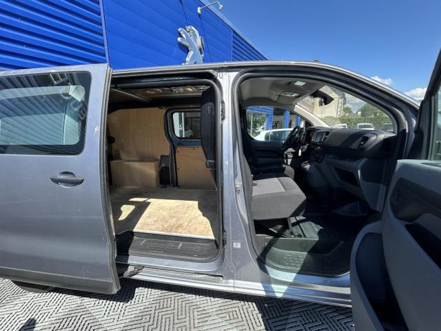 Citroen Jumpy image 2