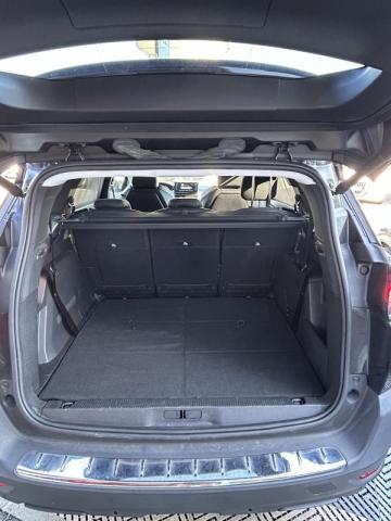 Peugeot 5008 image 4