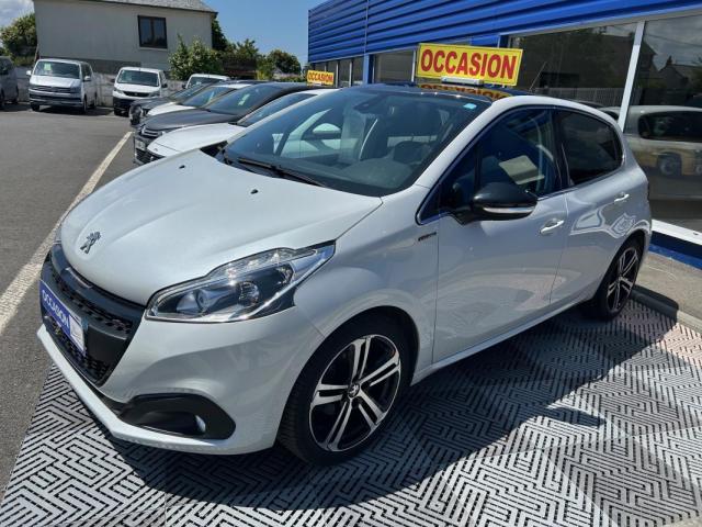 Peugeot 208 image 3