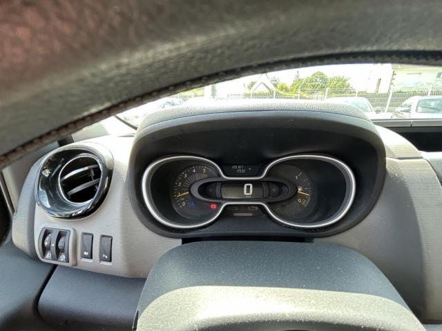 Renault Trafic image 6