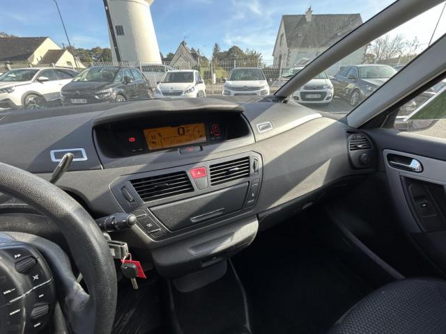 Citroen C4 Picasso image 7