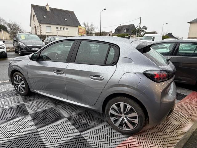 Peugeot 208 image 2