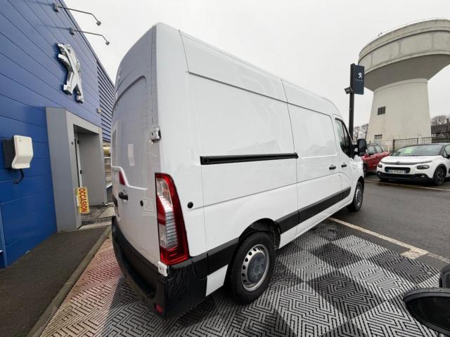 Renault Master image 2