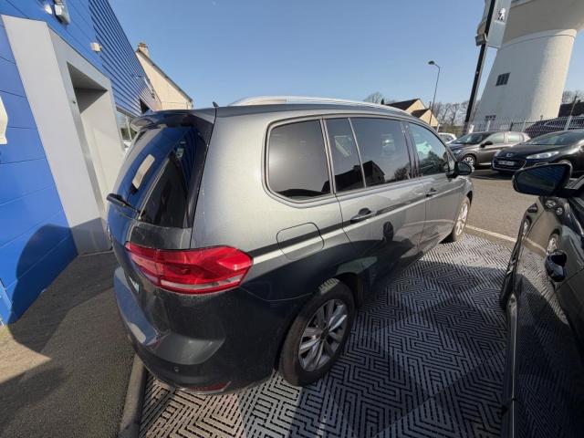 Volkswagen Touran image 1