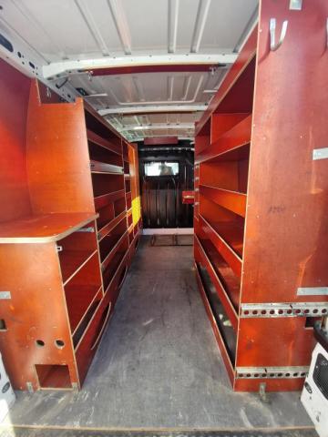 Renault Master image 9