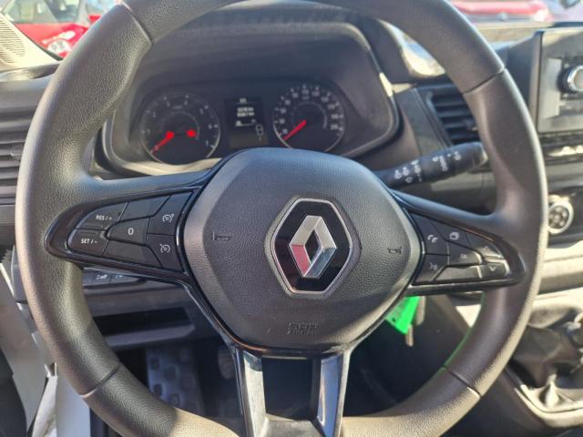 Renault Trafic image 3