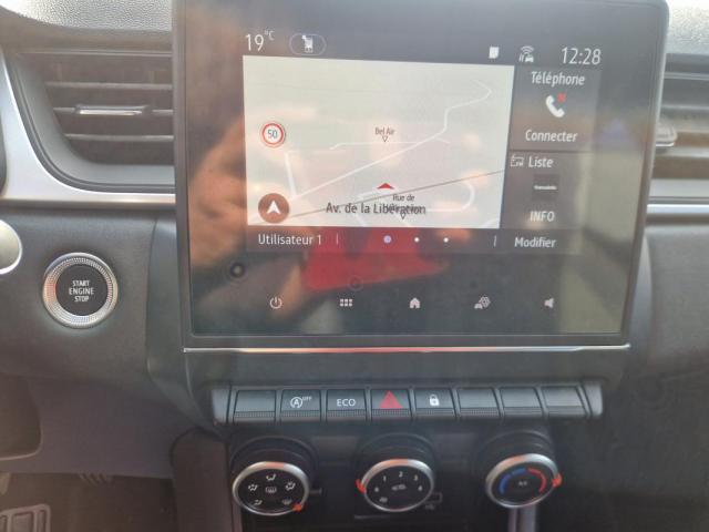 Renault Captur image 2